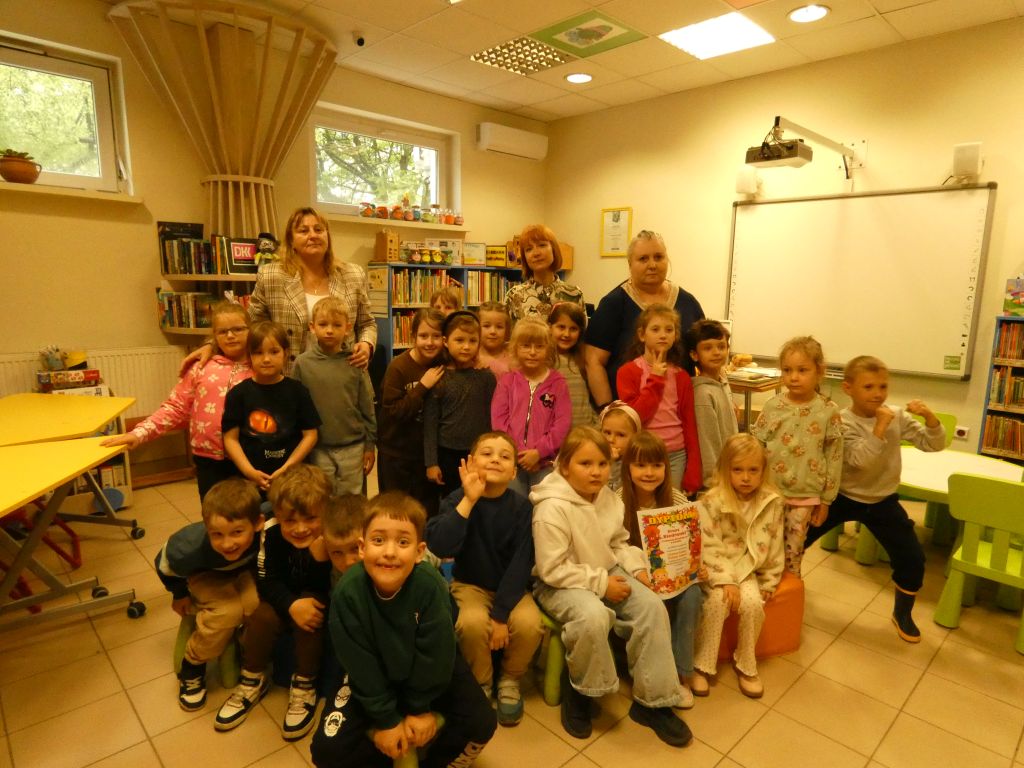 Biedronki z wizytą w bibliotece itm1#1031