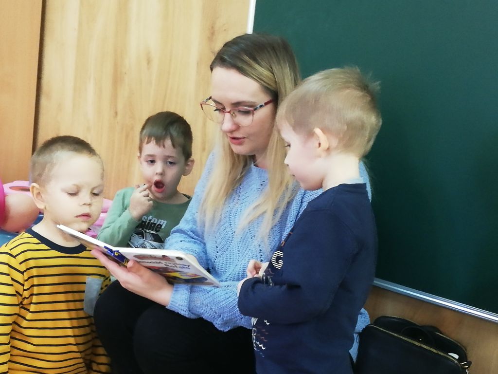 Rodzinne czytanie u Krasnoludków itm1#758