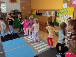 Pierwsze koty za płoty