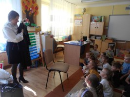 Pani Adwokat czyta Biedronkom