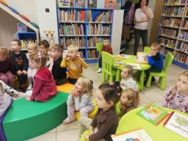 Mały Miś w bibliotece
