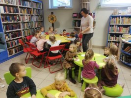 Mały Miś w bibliotece