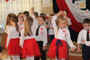 Święto Niepodległości w Słonecznym Promyku