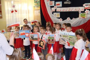 Święto Niepodległości w Słonecznym Promyku