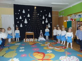 W świątecznym nastroju- grupa Krasnoludki