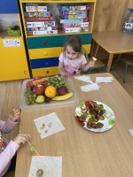 Dzień owoców i warzyw w grupie Żabek