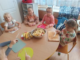 Dzień owoców i warzyw w grupie Biedronek