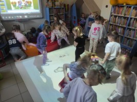 Motylki zwiastują wiosnę- lekcja w bibliotece