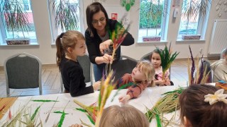 Warsztaty robienia palm wielkanocnych