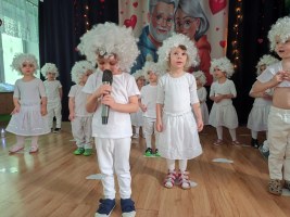 Dzień babci i dziadka w grupie Krasnoludki